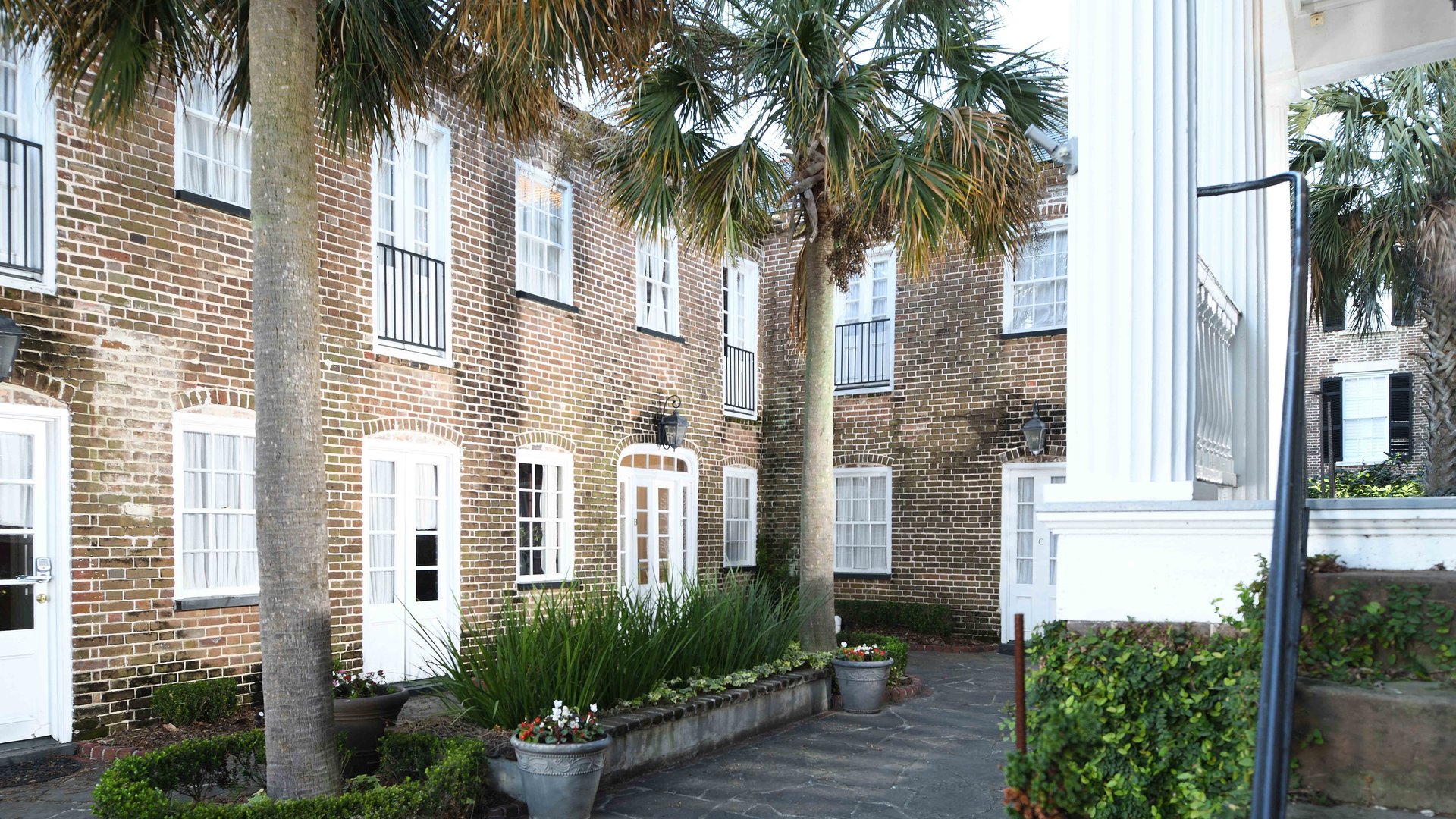 South of Broad - Historic mansions and stunning gardens in South of Broad, Charleston SC