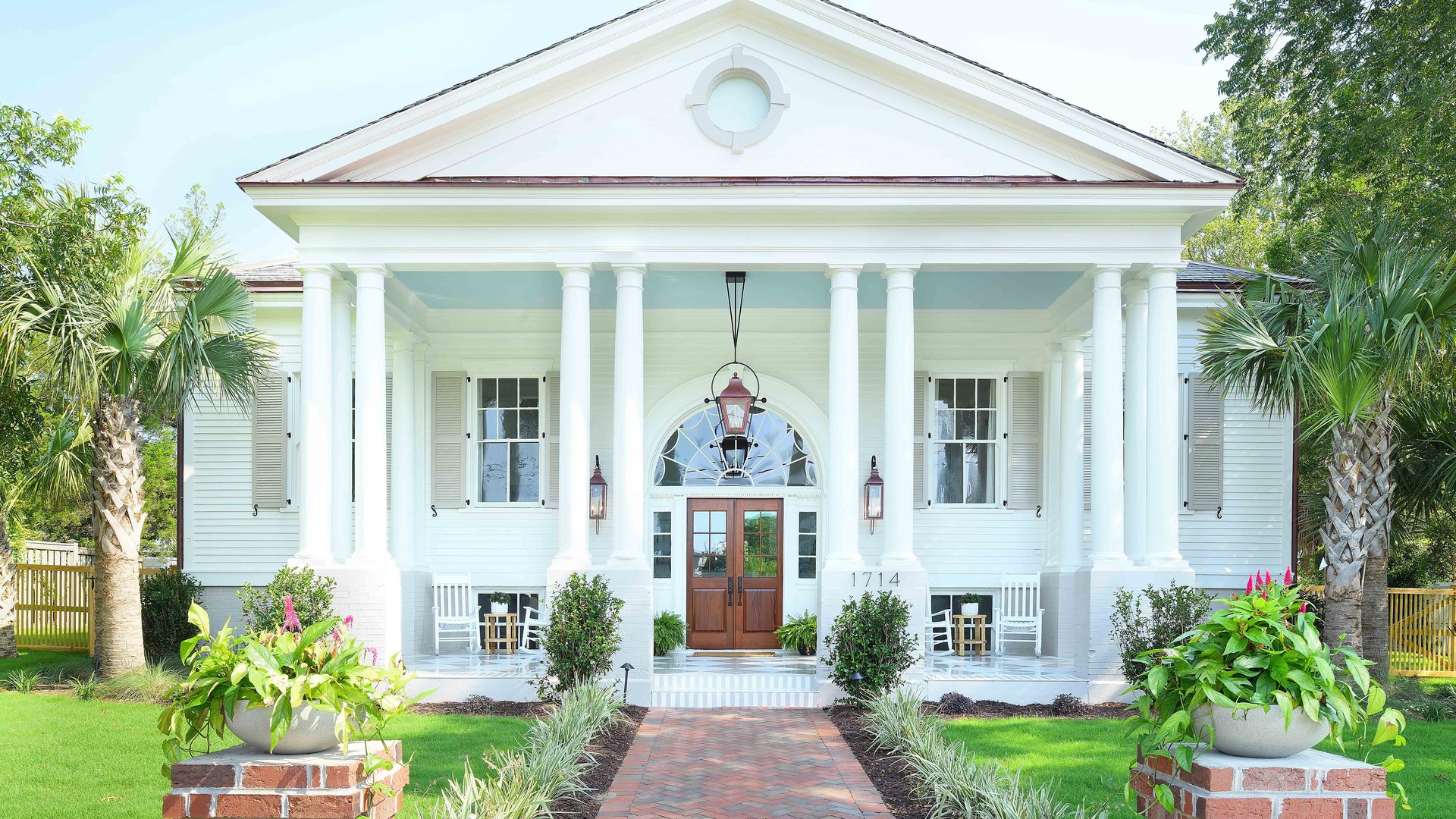 Sullivan's Island - Exclusive beachfront community on Sullivan's Island near Charleston SC